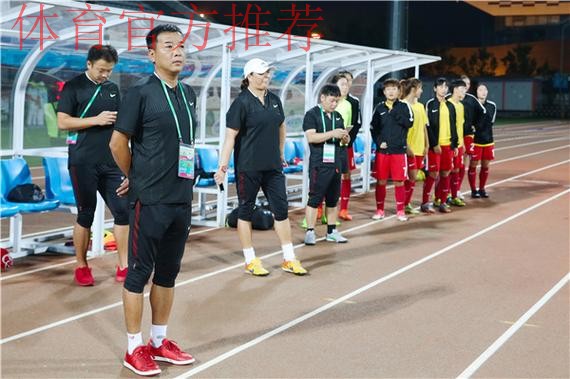 冠军教练黄坚雄：学习能力比足球技术更重要